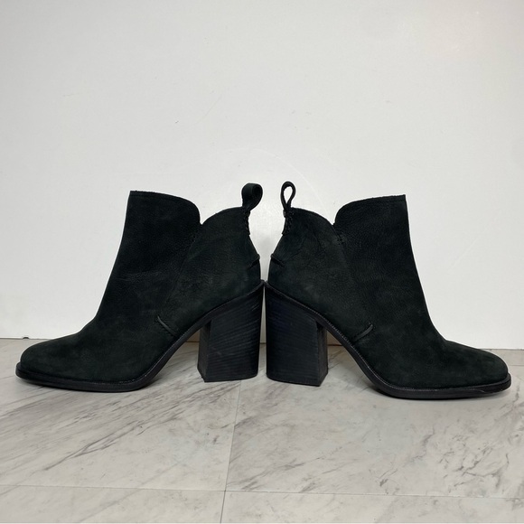 UGG Pixley Black Heeled Bootie 9 - Picture 7 of 13